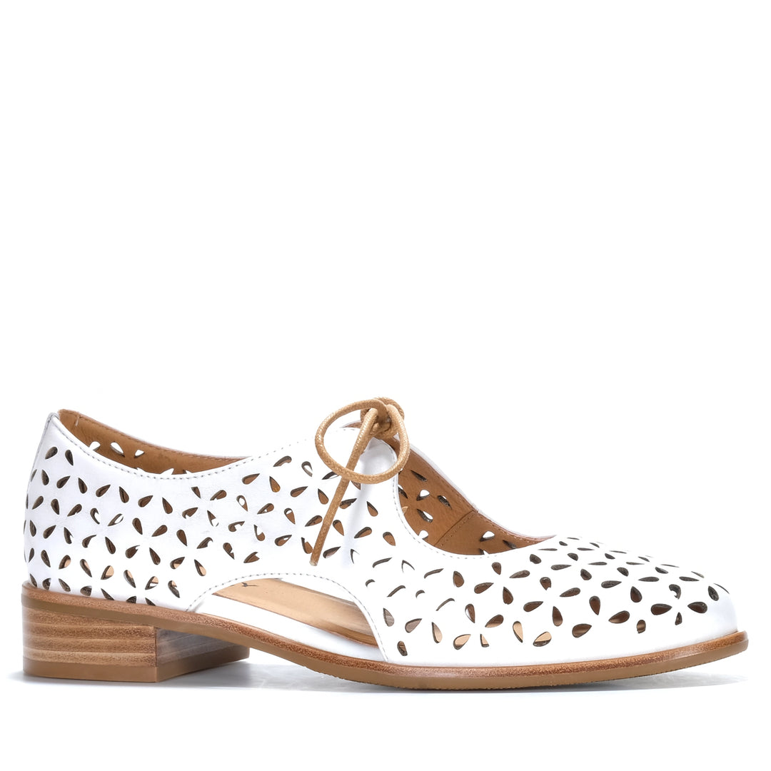 Bresley Alightan White Womens Shoes