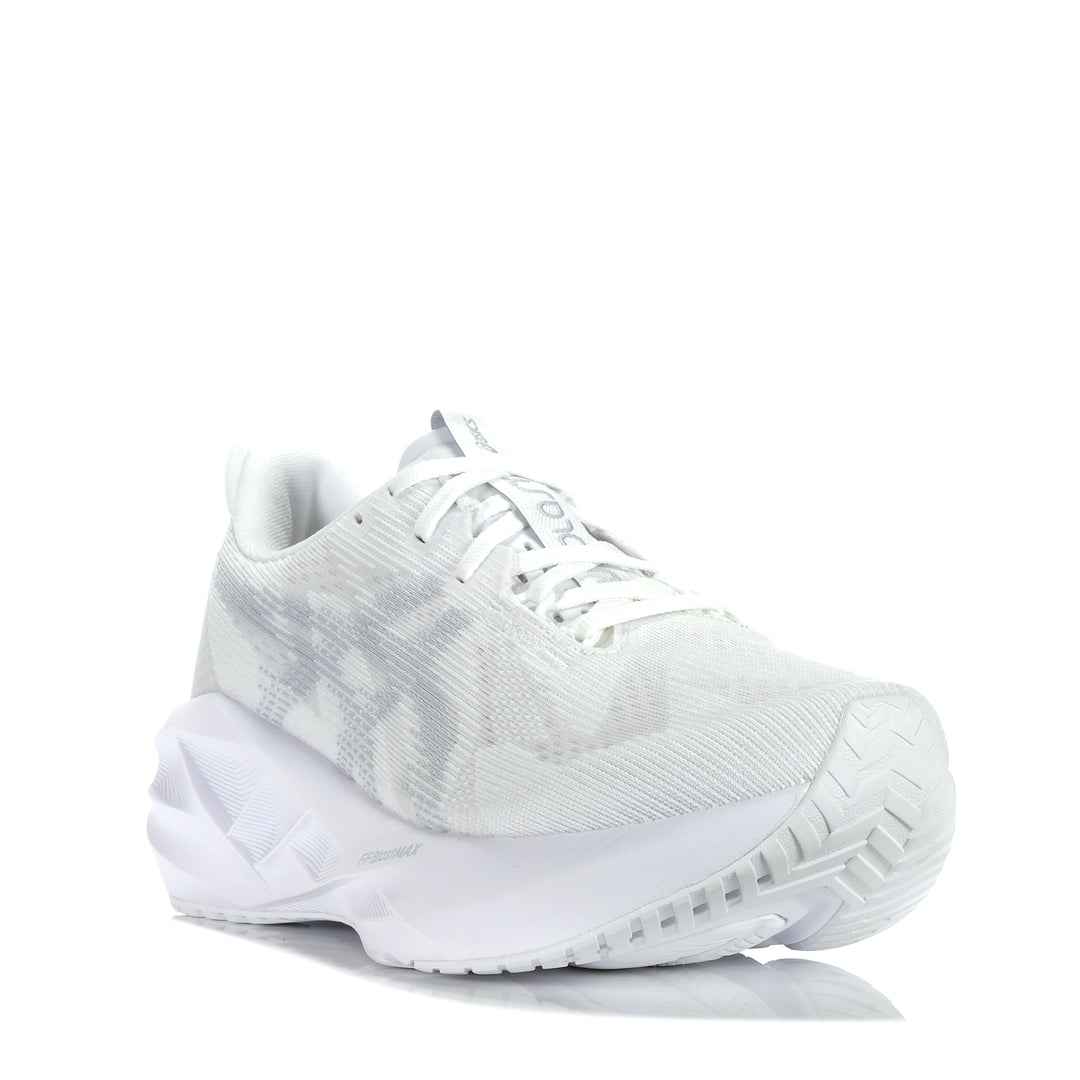 Asics Novablast 5 Womens White/Piedmont Grey
