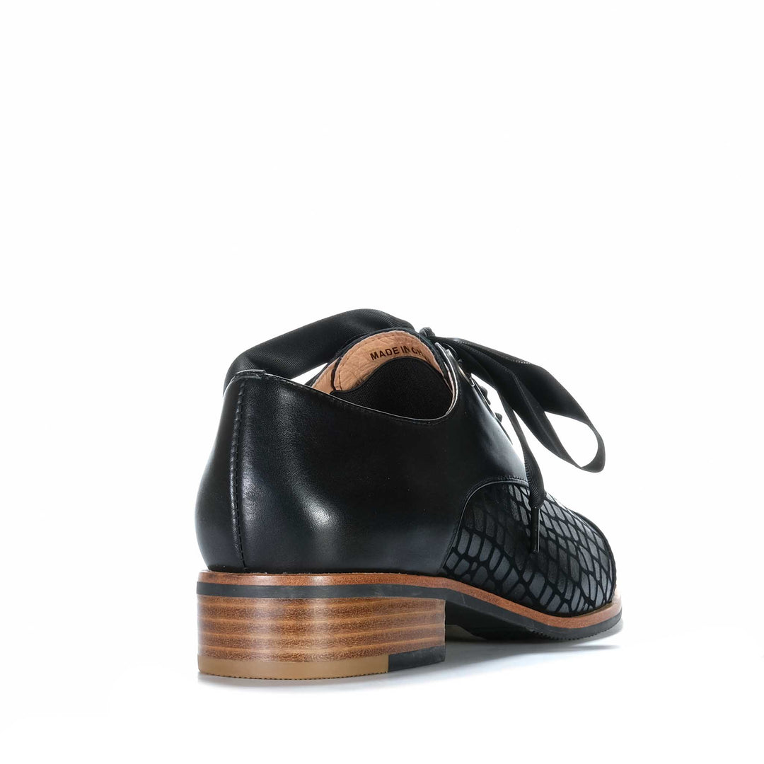 Bresley Avit Black/Croc Womens Shoes