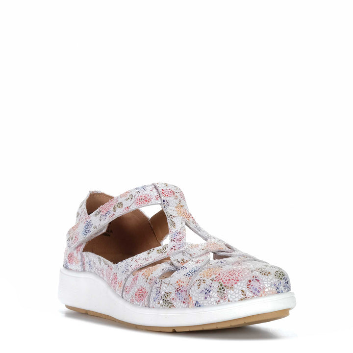 CC Resorts Nove Womens Flats