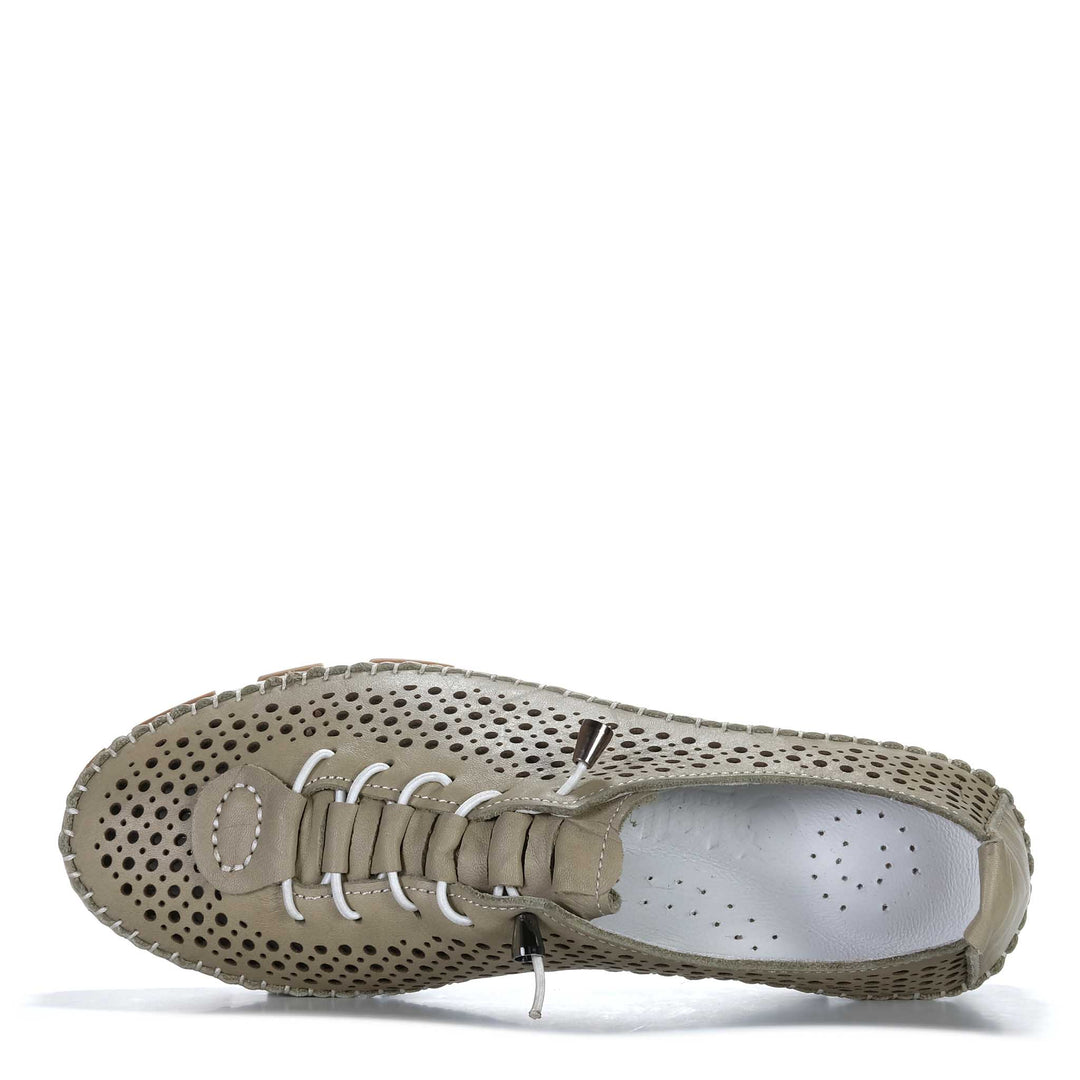 Cabello Chin Womens Flats
