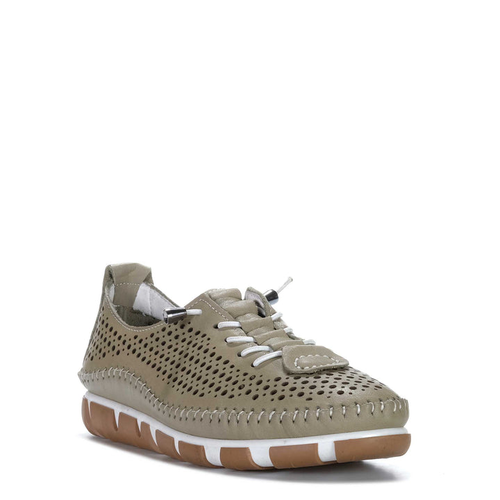 Cabello Chin Womens Flats