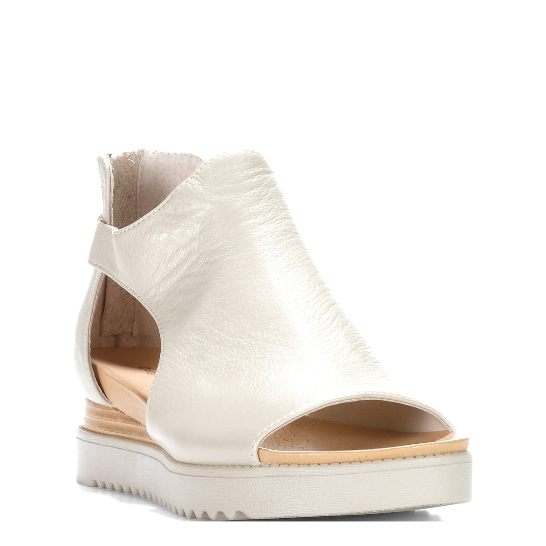Django &amp; Juliette Ambatto Womens Sandals