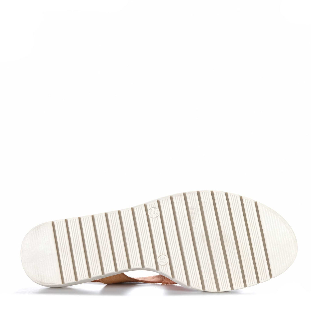 Django &amp; Juliette Malika Womens Sandals