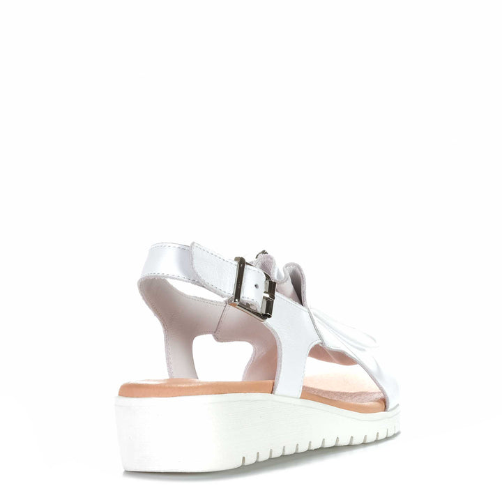 Django &amp; Juliette Malika Womens Sandals