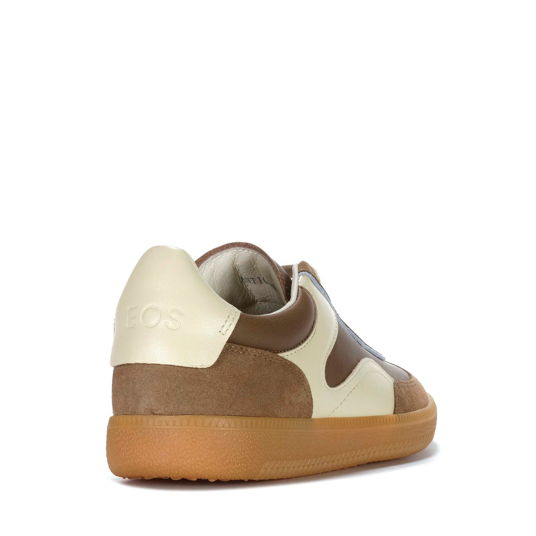 EOS Antigona Pecan Womens Shoes