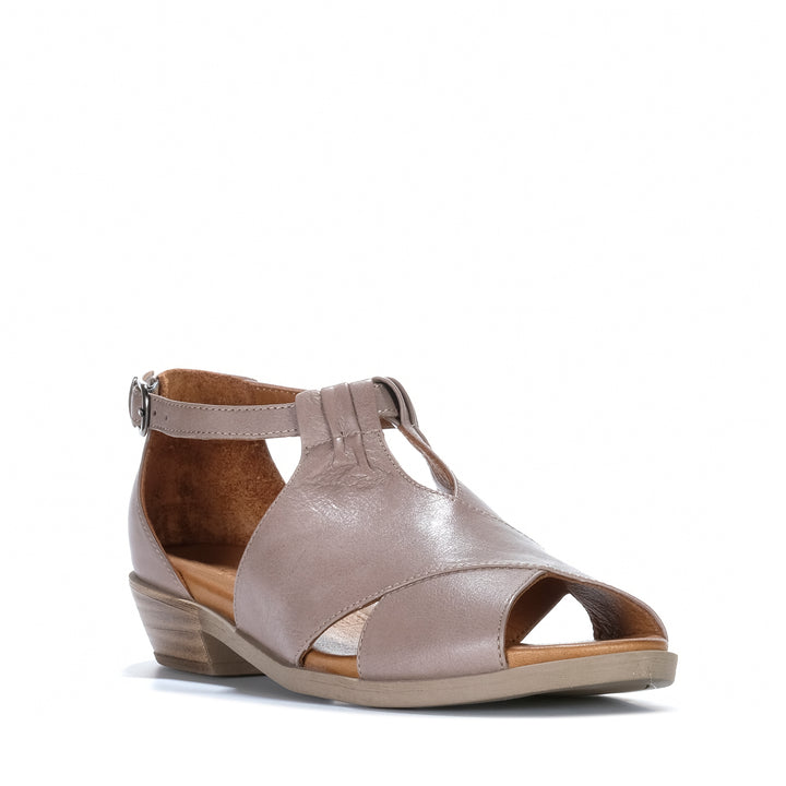 Le Sansa Digby Hat Womens Sandals