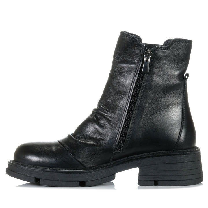 Mago Stage Black, Womens