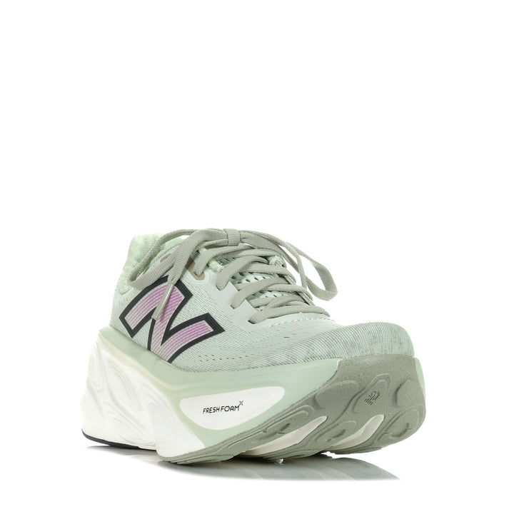 New Balance Fresh Foam X More v5 B Width WMORLM5 Green/Pink, Womens