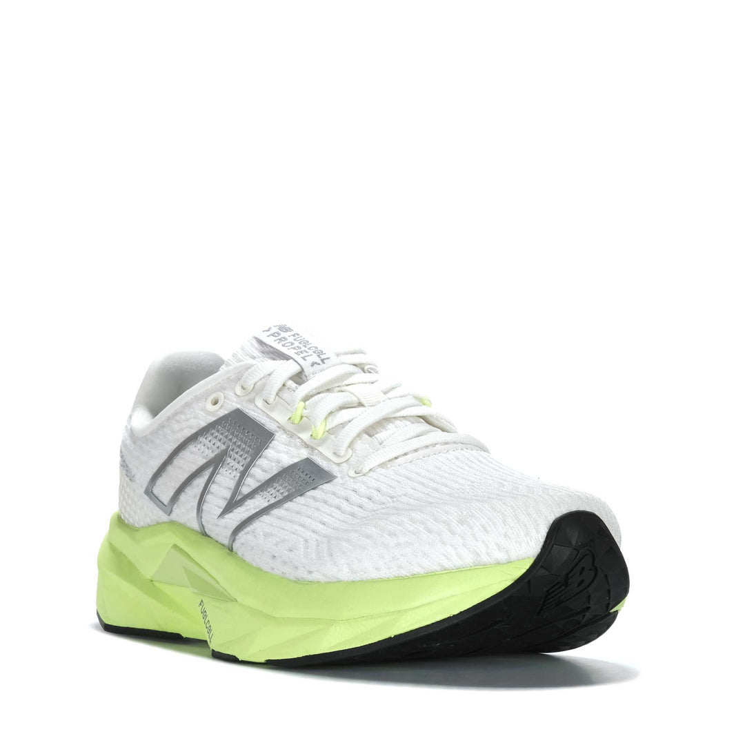 New Balance FuelCell Propel v5 D Width WFCPR4T3