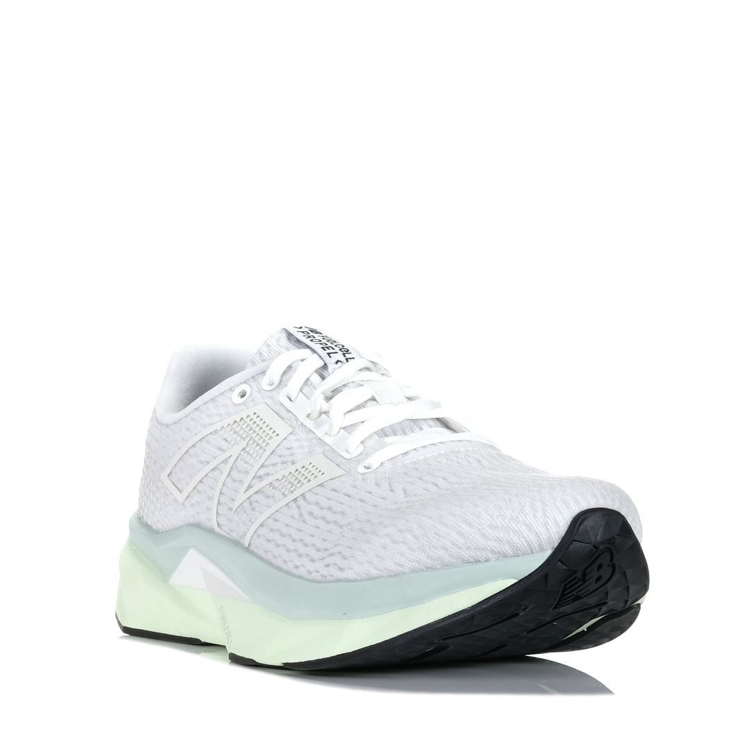 New Balance FuelCell Propel v5 D Width WFCPRCM5