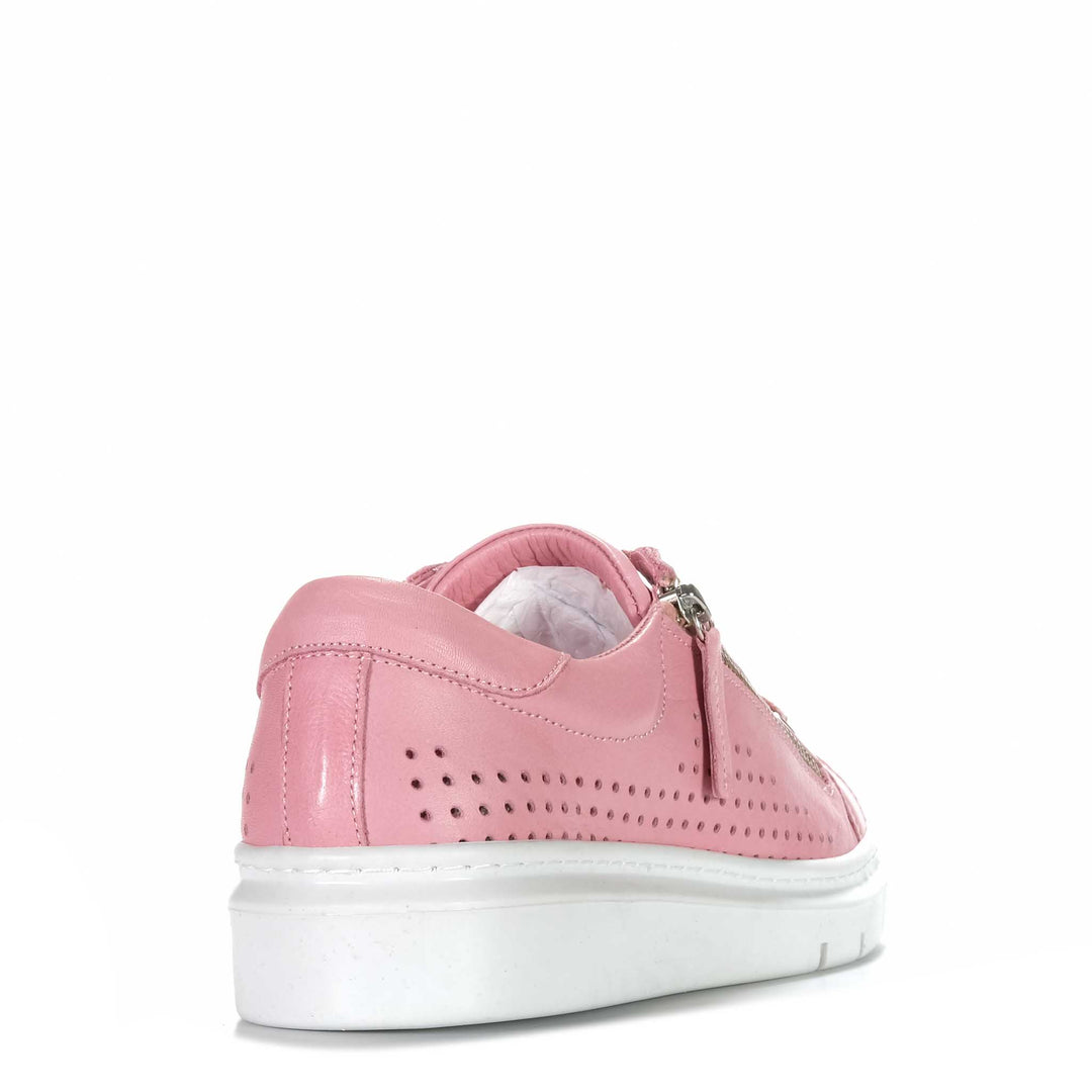 Rilassare Treaty Womens Sneakers