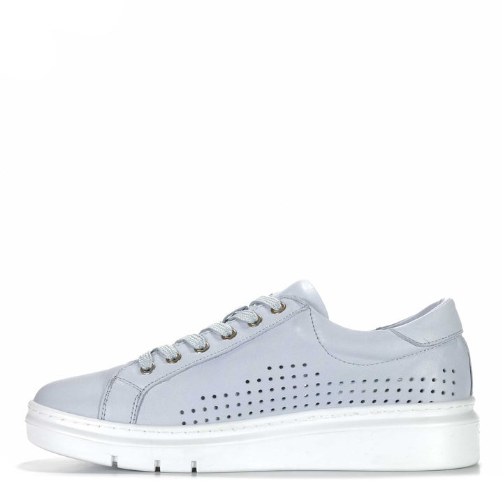 Rilassare Treaty Womens Sneakers