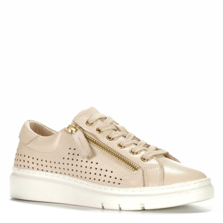 Rilassare Treaty Womens Sneakers