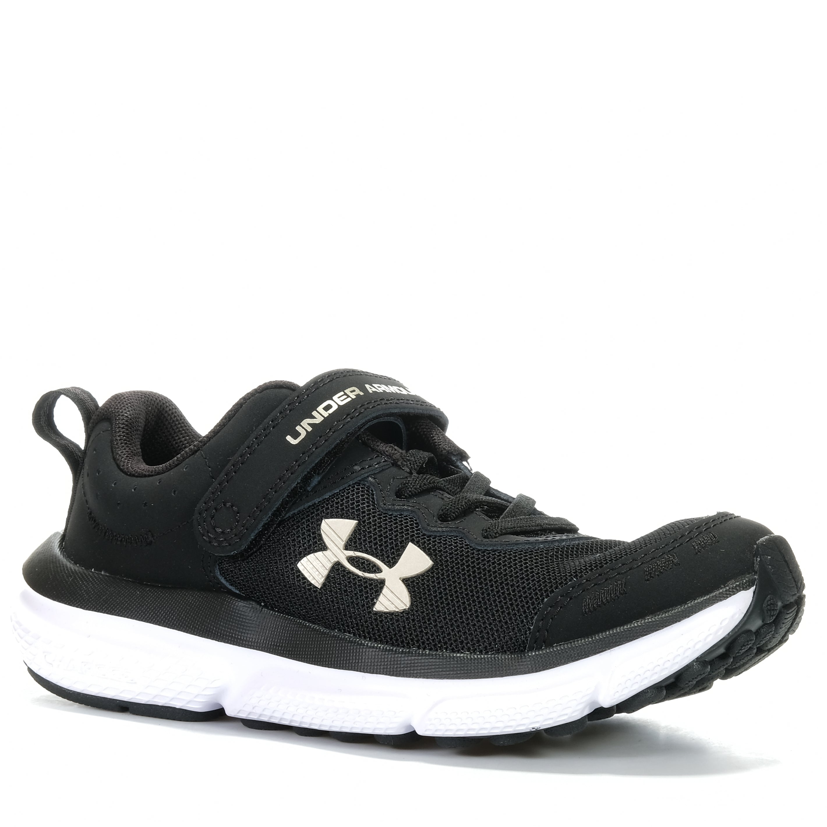 Youth black clearance under armour shoes